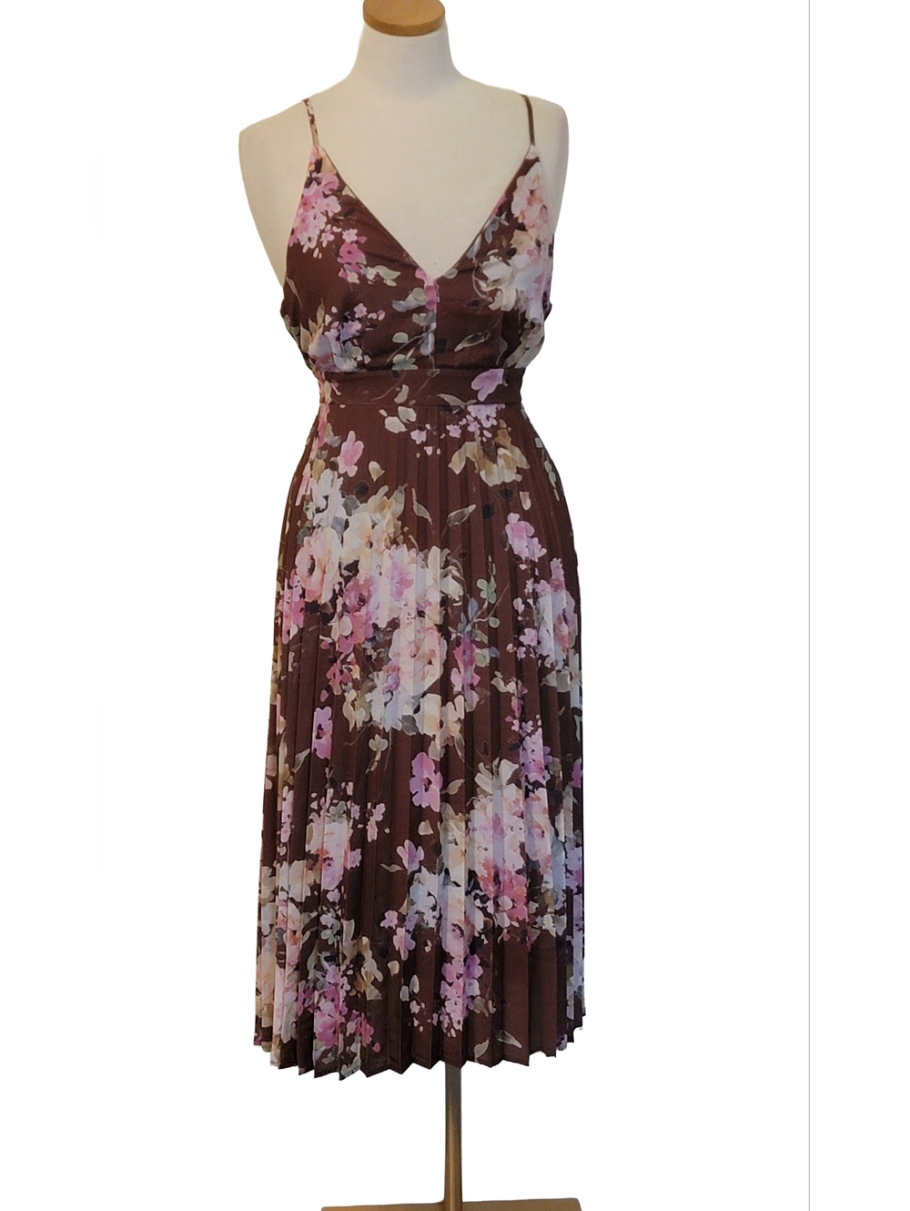 Charmed Hearts Sweetheart Floral Pleated Tie Belt Midi Dress
